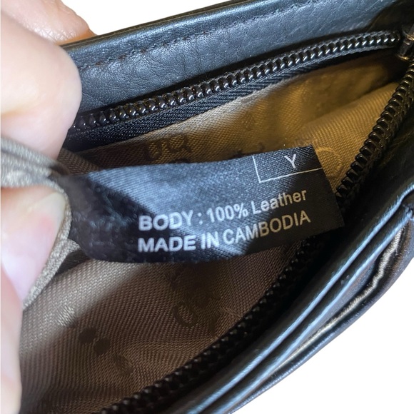 Margot New York Black Leather Crossbody Bag - Picture 9 of 15